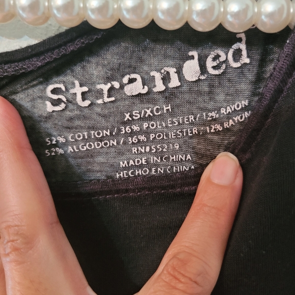 Stranded sheer "trophy" logo tee - Picture 3 of 3